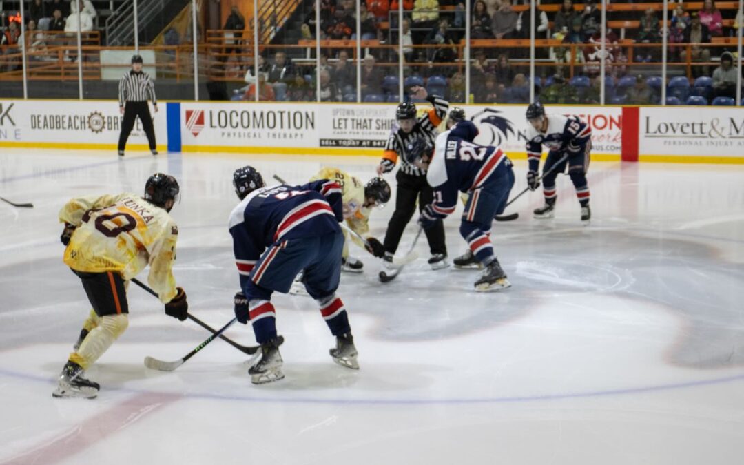 Rhinos sweep Wranglers 4-1 in Game 2